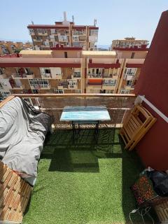 SWEET HOME BENALMADENA, Estudio con vistas al mar y excelente conexion wifi, para NO FUMADORES, con piscinas, Sea views, with swimming pools, completely renovated, ideal for older people, Bright with morning sun, No smoking - 7