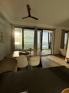 Stunning Oceanview 2B Waterfront Apartement - 6