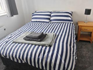 2 bed Flat near Corby Town Centre - Corby - 6
