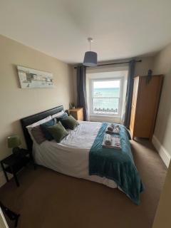 two bed Seafront apartment - sea views - Aberystwyth - 2