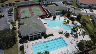 5BR Spacious Villa with Private Pool, Near Disney - 5