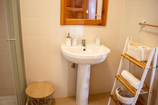Jacuzzi Penthouse and Pet-Friendly - L-Għarb - 5