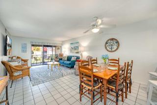 Dans Florida Condos Island Charm at Runaway Bay - 1