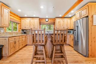 Family-Friendly McCall Cabin with Private Hot Tub! - McCall - 5