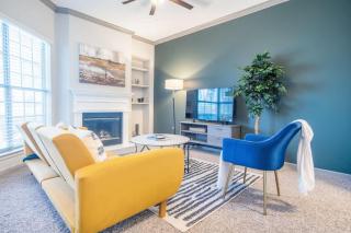 Boulevard Stays Peaceful 1BR King Suite Pool Parking Gym 02 - 2