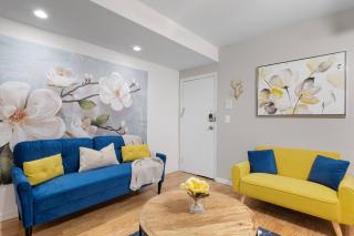 Deluxe Apt In Center City - 1