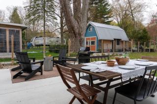 The DougOut Steps from Douglas Beach! - 7