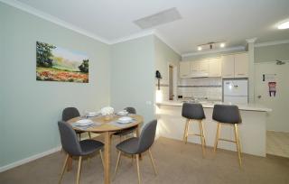 40 Modern & Chic Apt In East Perth - 5