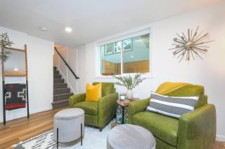 Bright & Modern Basement Apartment Dt N'hood - Vancouver - 7