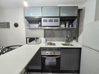 Moderno apartamento full equipado, estacionamiento privado y cercano al metro - Santiago - 5