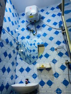 Luxury and affordable 2bedroom flat in Lagos, 247light,WiFi - Ijaiye - 3