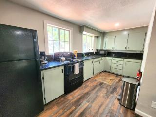 Miners Suite-centrally Located In Shaver Lake - Shaver Lake - 6