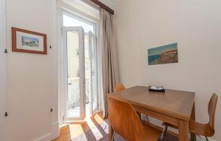 Sunny Lisbon Gem - Bicas - 9