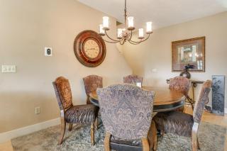 1 Mi to Wisp Resort Hot Tub Haven in McHenry! - McHenry - 2