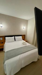 MO 1716 Excelente Apartamento na Av Ibirapuera - São Paulo - 2