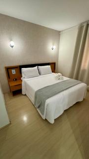 MO 1716 Excelente Apartamento na Av Ibirapuera - São Paulo - 1