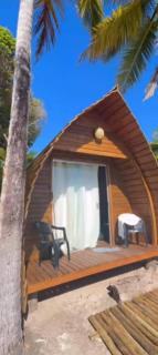 Aconchegante cabana pé na areia de frente ao mar - 2