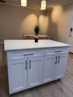 Stylish 2BR Condo with Amenities Near Six Flags - Santa Clarita - 7