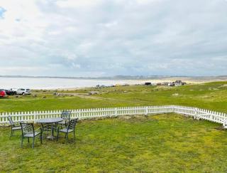 The Blue Dolphin with Panoramic Sea Views - 3