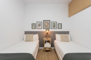 Stylish 3 Bedroom Apartment - Barcelona - 6