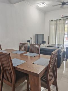 Layyin's Damai Residences - Shah Alam - 6