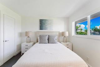 Coastal Escape - Pool - Beach - 9