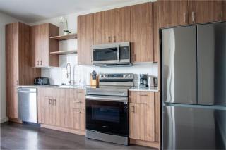 Boulevard Stays Comfortable 1BR Suite w Pool Parking Gym 04 - 2