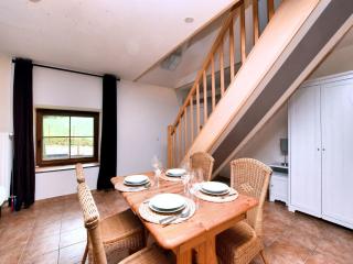Holiday Home in Ardennes with Scenic Terrace - Heuem - 1