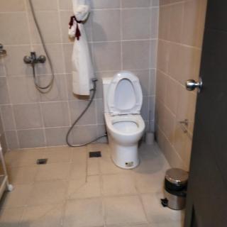 Cozy Gutz Place at 16th - Manila - 5