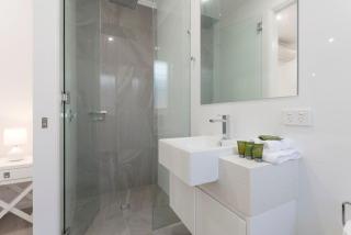 Luxury on Mudlo, 4 bedroom luxury home with heated pool - Port Douglas - 8