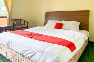 RedDoorz near RSUD R Syamsudin Sukabumi - Wanasari - 0