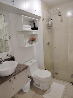 Suite at Pacific Plaza / Parque Empresarial Colón - Guayaquil - 2