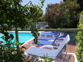 Holiday Home in Monprimblanc with Pool & Vineyards - Monprimblanc - 2