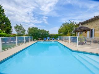 Holiday Home in Monprimblanc with Pool & Vineyards - Monprimblanc - 9