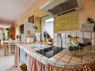 Holiday Home in Monprimblanc with Pool & Vineyards - Monprimblanc - 6