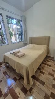 Apartamento amplo e confortável no melhor ponto do Flamengo em frente ao Metrô! - 2