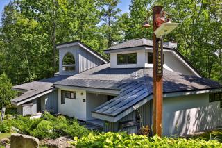 Cedarwood Retreat - 3BR Vermont Condo with Spa, Pool, Fireplace & Private Sauna - 6