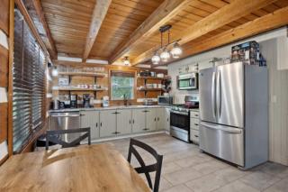 Riverfront Log Cabin Hot Tub, Mtn Views & Hottub - Maurertown - 7