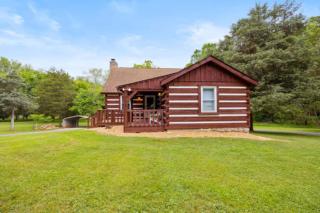 Riverfront Log Cabin Hot Tub, Mtn Views & Hottub - 5
