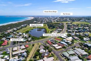 Poolside Bliss in Ocean Grove with Sauna - Ocean Grove - 8