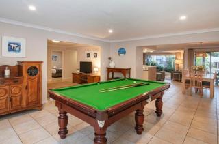 Ocean Retreat-200m to Beach - 7