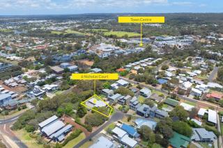 Ocean Retreat-200m to Beach - 5