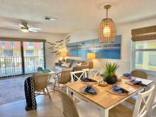 Pier Pressure Beachfront Wpool - 9