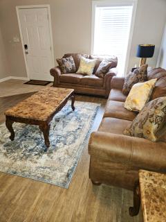 Urban Oasis Retreat in the Southwest! - Huntsville - 0