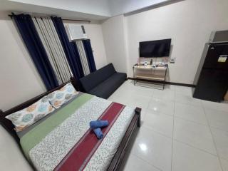 A&G Condotel at 101newport Across NAIA T3 - Manila - 5
