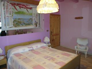 Cozy 2-Bed Apartment, Petrella - 8