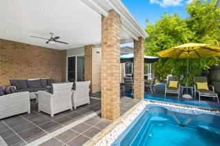 Poolside Bliss in Ocean Grove with Sauna - 9