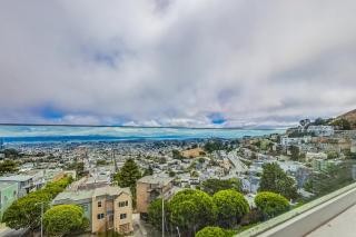 Luxury 3br Home - Pano Views, Steam Room & Deck - 7