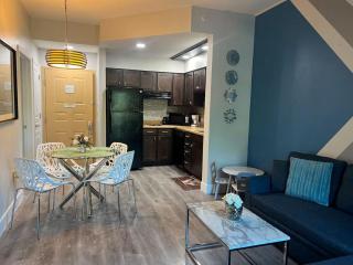 Aqua Condo-free Shuttle-disney-universal Epic - 7