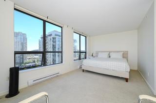Skyline Peak, Entire Private Condo Unit - Coquitlam - 2